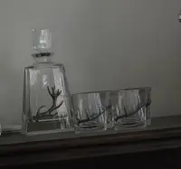 luksusowy zestaw do whisky — ujęcie 2