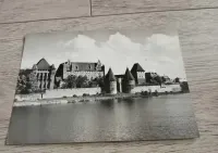 Malbork zachodnia strona zamku nad Nogatem pocztówka — ujęcie 3
