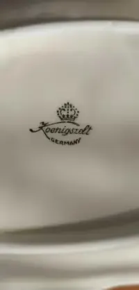 mały półmisek kremowa porcelana — ujęcie 3