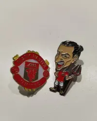 MANCHESTER UNITED - zestaw 2 przypinek - Zlatan Ibrahimović - odznaki — ujęcie 3