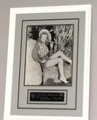 Marilyn Monroe stara fotografia  w pięknej oprawie + grawer — ujęcie 2