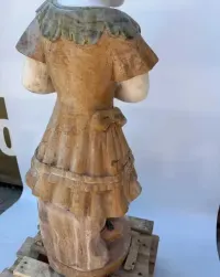 Marmur Dziewczynka z Koszem Kwiatów – Duża Figura Marmurowa 96cm — ujęcie 2