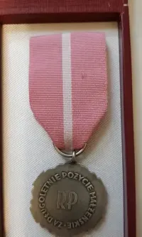 Medal za długoletnie pożycie małżeńskie — ujęcie 2