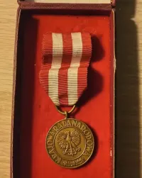 Medal zwycięstwa i wolności 1945 — ujęcie 4