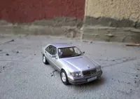 Mercedes-Benz 500SE 1:43 model samochodu W140 S-Klasa — ujęcie 4