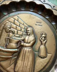 Miedziany talerz dekoracyjny vintage Ricordo del Molise — ujęcie 2