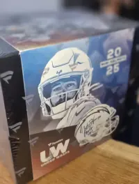 Mini kask NFL z autografem/ Fanatics Under Wraps NFL Mini Helmets 2025 – Mystery Box (Sealed) — ujęcie 2