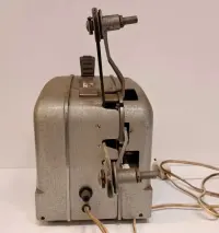 MIR 2_projektor filmowy 8mm ZSRR sprawny retro vintage czasy PRL — ujęcie 3