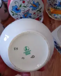 Mix polskiej i chińskiej porcelany oraz szkła — ujęcie 5