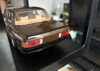 Model 1:18 Mercedes 450 SEL 6.9 AMGEdition1 z 50 — ujęcie 3