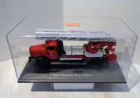 Model samochodu Mercedes Benz L4500F w skali 1/43 — ujęcie 5
