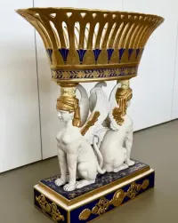 Monumentalna Patera Sèvres XIX w. Neoklasycyzm Sfinksy Porcelana Muzealna Unikat Oryginalne Złocenia Stan Idealny Francuska Sztuka Luksusowa Cudo TOP — ujęcie 2
