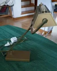 Mosiężna lampa fortepianowa — ujęcie 4