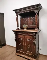 Neorenesansowa komoda bufet 444/2003 — ujęcie 2