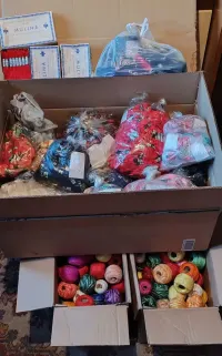 Nici do haftu i szydełkowania, muliny i kordonki — ujęcie 5