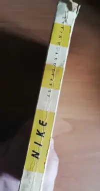 Nike ze spalonych miast — ujęcie 3