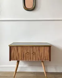 Odświeżona szafka komódka pomocnik konsola vintage retro prl loft — ujęcie 3