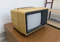 Oryginalny radziecki telewizor kolorowy Elektronika C-431D (Электроника Ц-431Д), produkcji ZSRR. — ujęcie 3