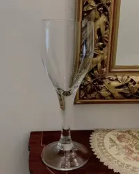 Oryginalny wazon szklo. Okres PRLu . Wys 35,5cm — ujęcie 2