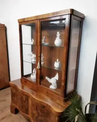 Orzechowa serwantka  witryna art deco 828/2025 — ujęcie 4