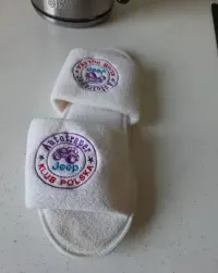Pantofle jeep frotte club rajdy kolekcja unisex białe logo vintage boh — ujęcie 5