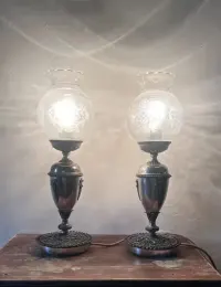 Para przepięknych, posrebrzanych lamp. Art Deco, Francja — ujęcie 4