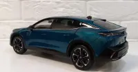 Peugeot 408 1:18 jak norev. — ujęcie 3