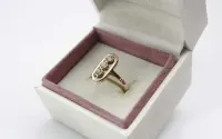 Pierścionek cyrkonie, złoto 14ct/585 2,23 g PRL — ujęcie 3