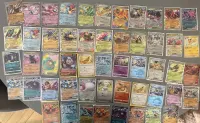 PokéPaczka Premium – Zestaw Pokémon 100 kart + gadżety — ujęcie 2