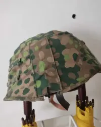 Pokrowiec kamuflażowy na hełm Waffen SS wzór groszek — ujęcie 2