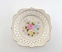 Porcelanowa chińska patera — ujęcie 2