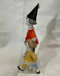 Porcelanowa figurka para Pierrotów, Hollohaza — ujęcie 2