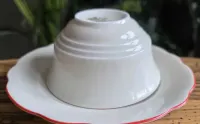 Porcelanowe duo (filiżanka i spodek) do herbaty - Carl Tielsch. — ujęcie 5