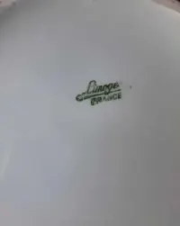 Porcelanowe puzderko Limoge — ujęcie 3