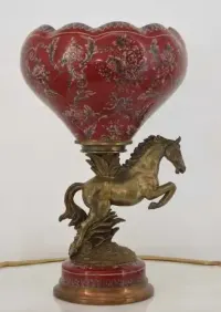 Porcelanowy Puchar Wazon - Czerwona Waza - Porcelana + Brąz - Koń — ujęcie 4