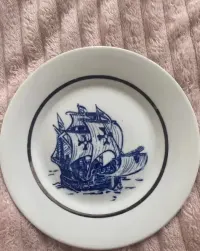 Porcelanowy talerz patera Karolina PRL – motyw marynistyczny / statek vintage — ujęcie 3