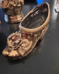 Porcelanowy zestaw w kolorze zlota. Vintage — ujęcie 3