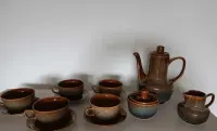 porcelit Mirostowice, Serwis do herbaty „Agat” A. Sadulski, lata 60. — ujęcie 3