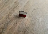 Przypinka flaga Polski – pin, emblemat — ujęcie 2
