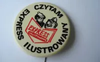 Przypinki plastikowe z okresu PRL - 4 szt. (różne) — ujęcie 4