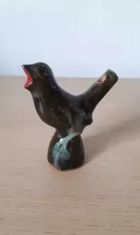 ptaszek gwizdek ceramika Iłża vintage figurka — ujęcie 4