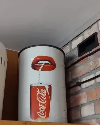 Puszka COCA-COLA Pufa  puszka z lat 80 — ujęcie 2