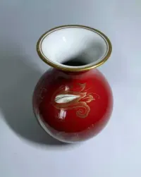 Ręcznie malowany porcelanowy wazon vintage Furstenberg — ujęcie 2