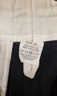 Replika munduru pancerniackiego SS — ujęcie 3