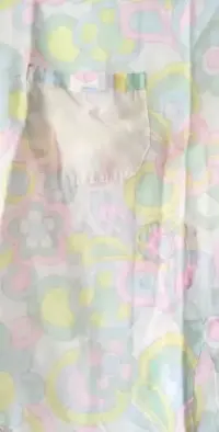retro vintage kolorowy powojenny fartuch fartuszek w kwiaty czasy prlu — ujęcie 4