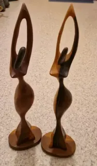 Rezerwacja do 27.07 Rzeźba abstrakcyjna drewniana36.5 cm — ujęcie 5