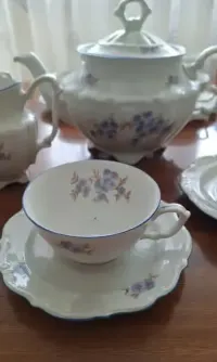 Serwis do herbaty stara porcelana sygn CARL TIELSH WAŁBRZYCH XX wiek — ujęcie 5