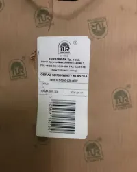 Śliczna scenka - słoneczniki w wazonie. Obraz w gustownej ramie — ujęcie 5