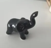 Słoń słonik figurka ceramiczna szkliwiona czarna * na szczęście * NOWA — ujęcie 3