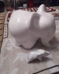 Słoń z porcelany — ujęcie 3